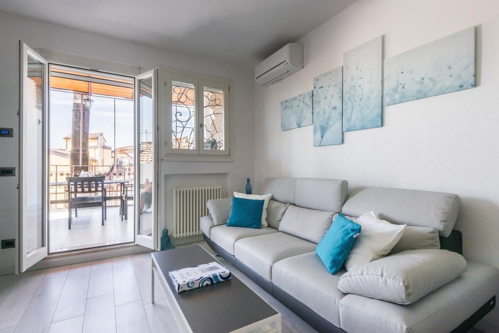 Ferienwohnung Attico Del Duomo Modena Exterior foto