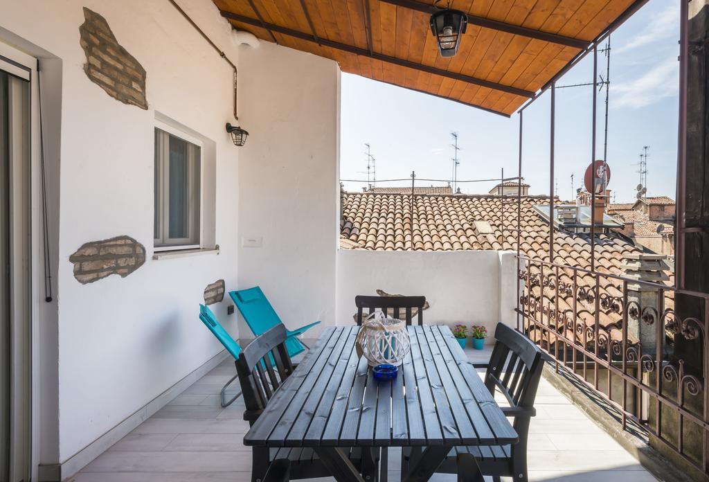 Ferienwohnung Attico Del Duomo Modena Exterior foto